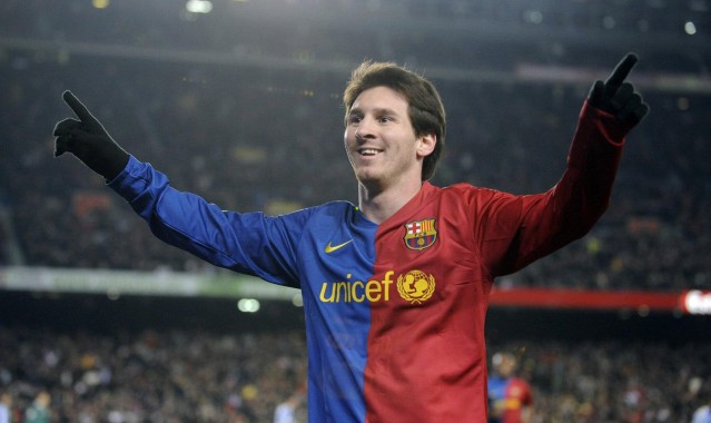 华体会体育-斯文松坦言评选世界第一左后卫艰难，最终选择努诺-门德斯