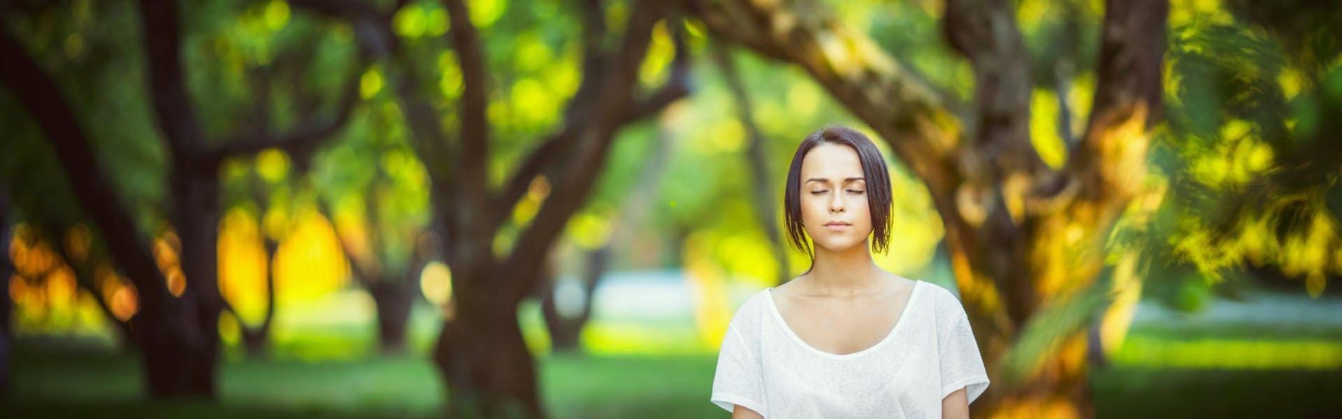 华体会体育app|什琴斯尼专访揭趣，通讯录顶流乃C罗，歌声才艺暗藏锋芒