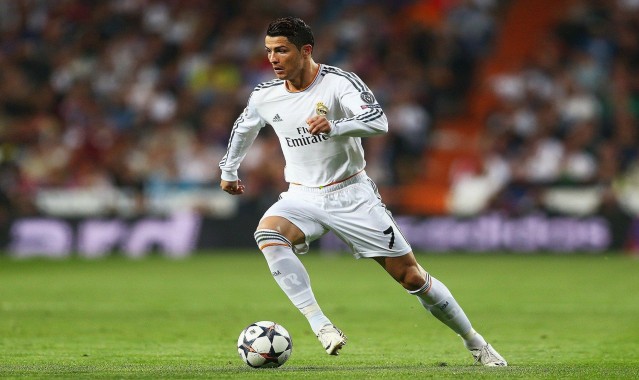 华体会体育：泰山三度不敌横滨，次回合逆转希望系于克雷桑