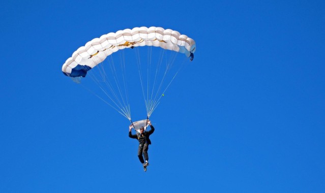 华体会官网|邮报独家，麦康奈尔明日接受阿贾克斯体检，租借协议敲定在即